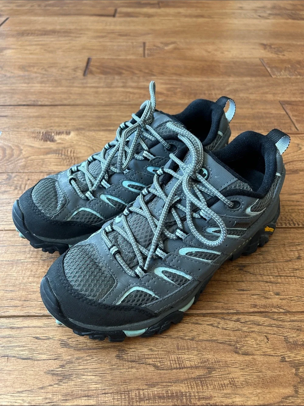 Merrell Moab 2 GTX Waterproof Hiking Shoes Gray Womens Size 7.5